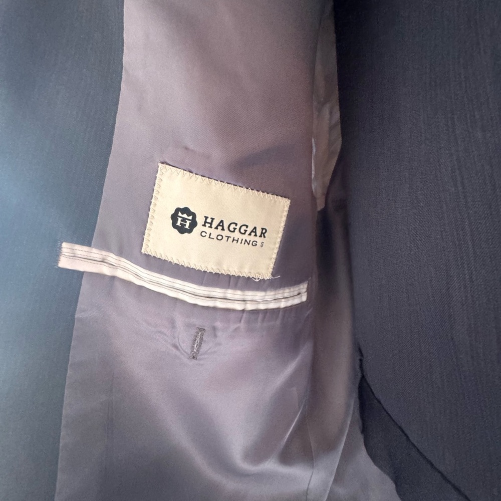 Haggard Navy Blue Suit - Picture 6 of 9